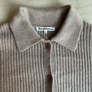 Reformation Fantino Cashmere Collared Cardigan in Oatmeal size M